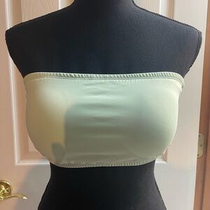 Medium bandeau light green sports bra